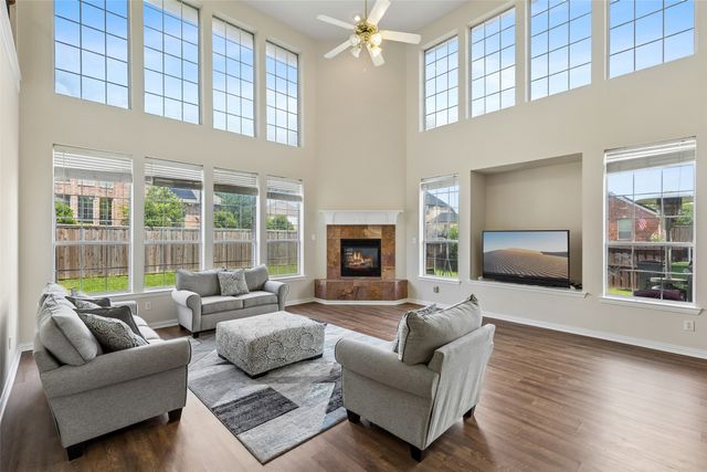 1029 Brentwood Drive, Murphy, TX 75094