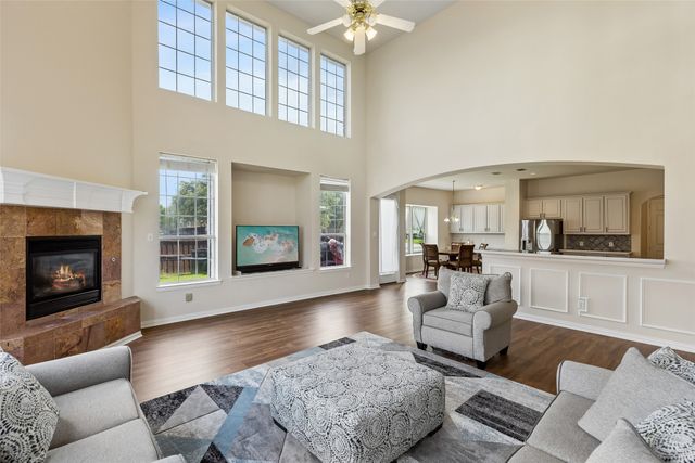 1029 Brentwood Drive, Murphy, TX 75094