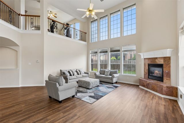 1029 Brentwood Drive, Murphy, TX 75094