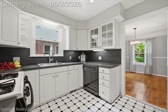 11021 Cranston Street, Livonia, MI 48150