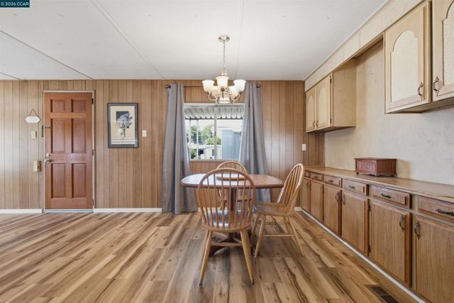 54 Koch Lane, Concord, CA 94518