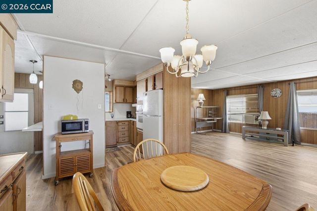 54 Koch Lane, Concord, CA 94518