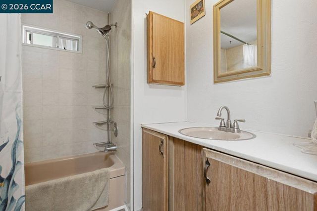 54 Koch Lane, Concord, CA 94518
