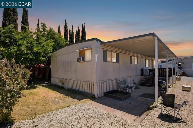 54 Koch Lane, Concord, CA 94518