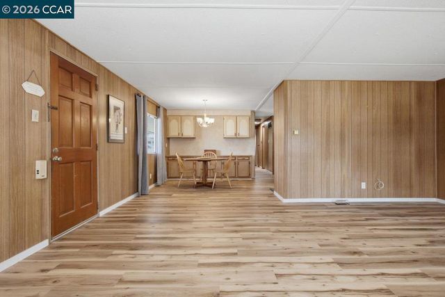54 Koch Lane, Concord, CA 94518