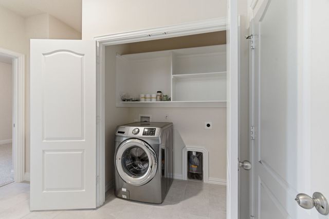 564 Waterloo Drive, Lewisville, TX 75067