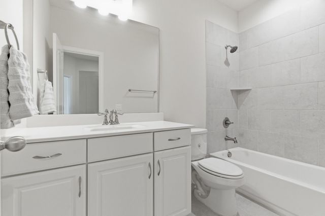 564 Waterloo Drive, Lewisville, TX 75067