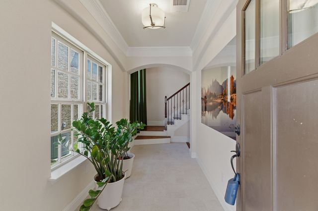 564 Waterloo Drive, Lewisville, TX 75067