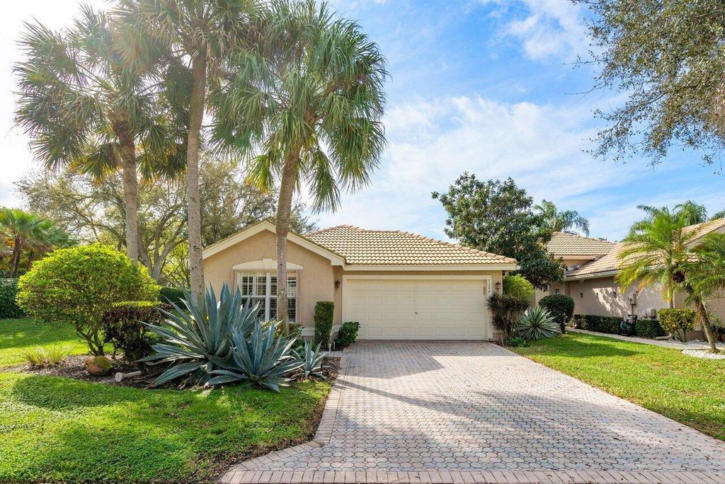 7284 W Mercada Way, Delray Beach, FL 33446
