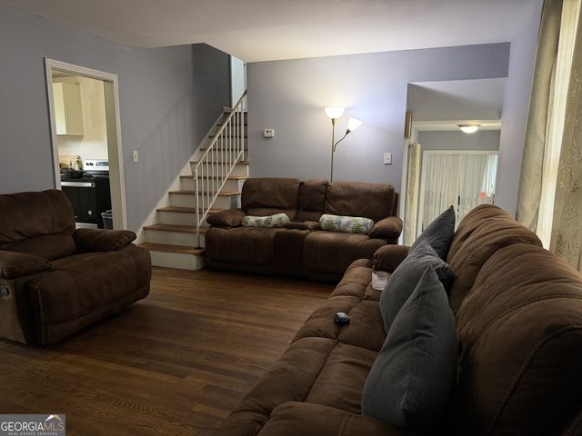 3084 Trafalgar Way, Atlanta, GA 30341