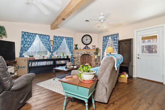 37286 County Road Ee-270, Vanzant, MO 65768