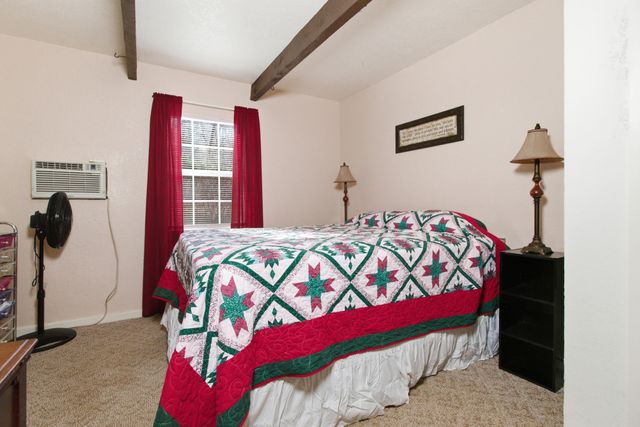 37286 County Road Ee-270, Vanzant, MO 65768