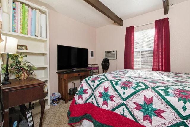 37286 County Road Ee-270, Vanzant, MO 65768