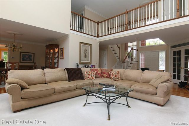 3991 Oakfield Court, Shelby Twp, MI 48316