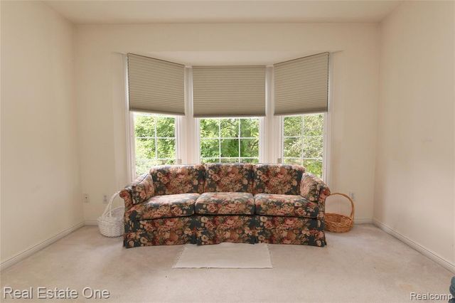 3991 Oakfield Court, Shelby Twp, MI 48316