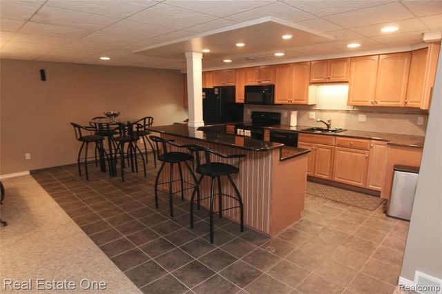 3991 Oakfield Court, Shelby Twp, MI 48316