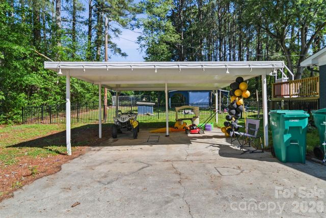 809 Elaine Drive, Albemarle, NC 28001