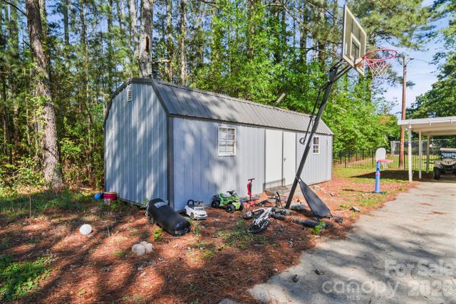 809 Elaine Drive, Albemarle, NC 28001