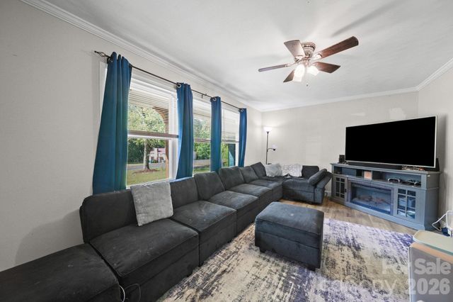 809 Elaine Drive, Albemarle, NC 28001
