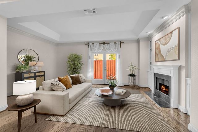 3733 West End Ave Apt 101, Nashville, TN 37205