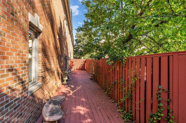 3733 West End Ave Apt 101, Nashville, TN 37205