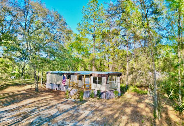 106 SPRUCE Road, Interlachen, FL 32148