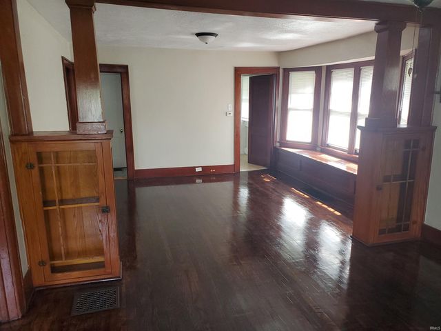 128 E Irvington Street, South Bend, IN 46614