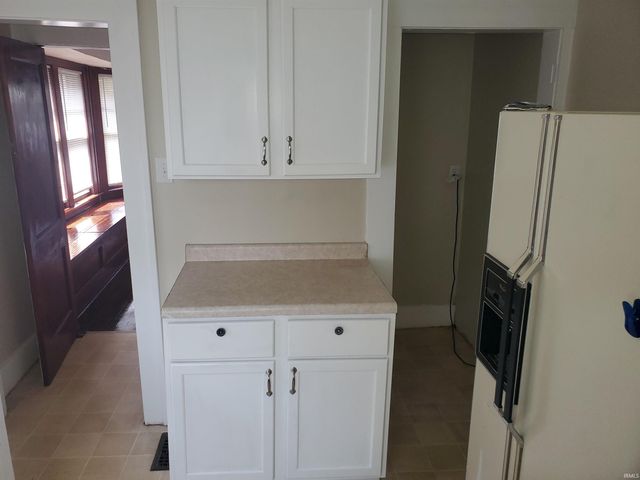 128 E Irvington Street, South Bend, IN 46614