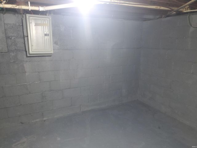 128 E Irvington Street, South Bend, IN 46614