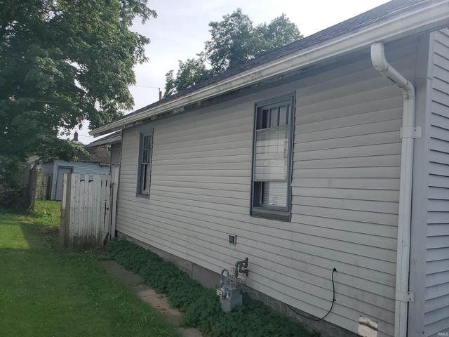 128 E Irvington Street, South Bend, IN 46614