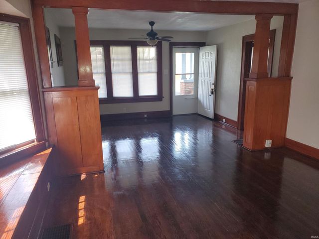 128 E Irvington Street, South Bend, IN 46614