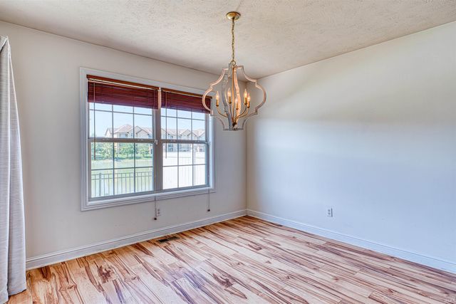 9905 Arbor Lake Drive, Newburgh, IN 47630