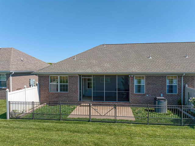 9905 Arbor Lake Drive, Newburgh, IN 47630
