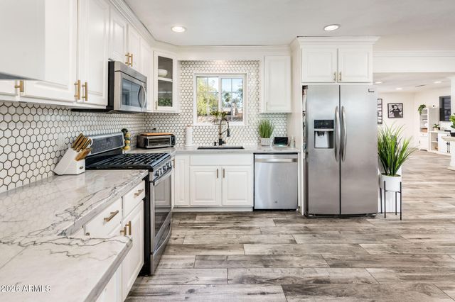 4138 E VILLA MARIA Drive, Phoenix, AZ 85032