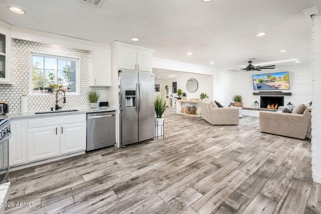 4138 E VILLA MARIA Drive, Phoenix, AZ 85032