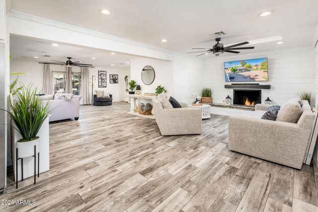 4138 E VILLA MARIA Drive, Phoenix, AZ 85032