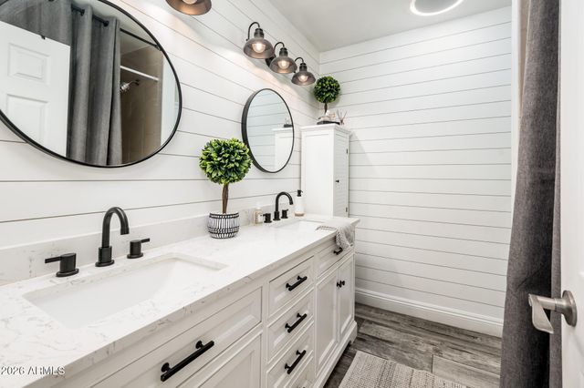 4138 E VILLA MARIA Drive, Phoenix, AZ 85032