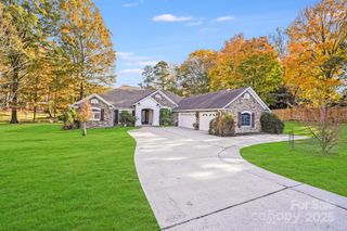 5329 Kuykendall Road, Charlotte, NC 28270