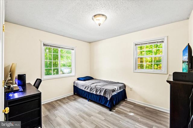 138 DELAWARE DR, Ruther Glen, VA 22546