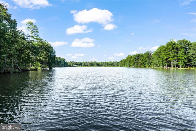 138 DELAWARE DR, Ruther Glen, VA 22546