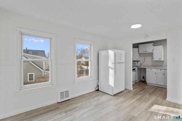 426 Poplar Street, New Haven, CT 06513