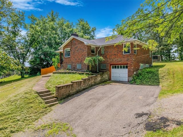 104 LINDEN ROAD, North Strabane, PA 15317