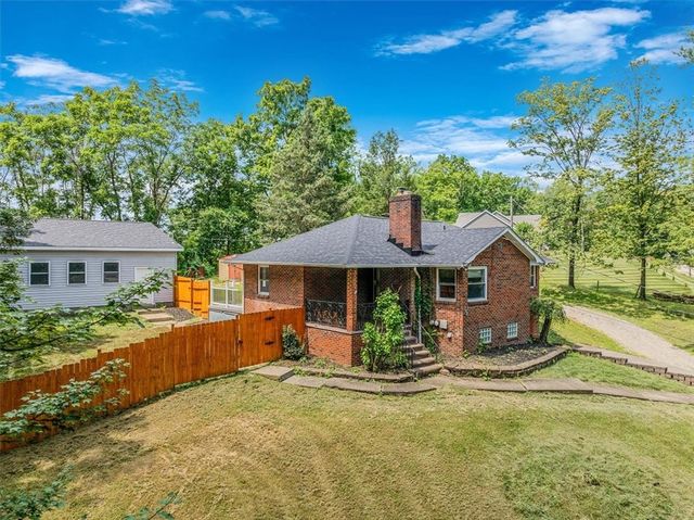 104 LINDEN ROAD, North Strabane, PA 15317