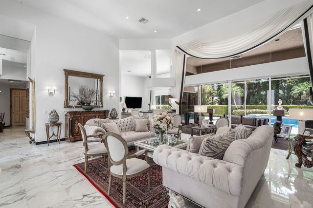 1697 Mayacoo Lakes Boulevard, West Palm Beach, FL 33411
