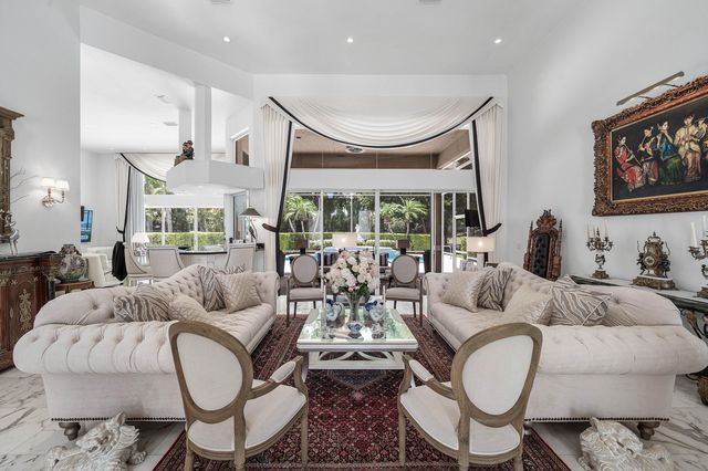 1697 Mayacoo Lakes Boulevard, West Palm Beach, FL 33411