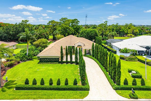 1697 Mayacoo Lakes Boulevard, West Palm Beach, FL 33411