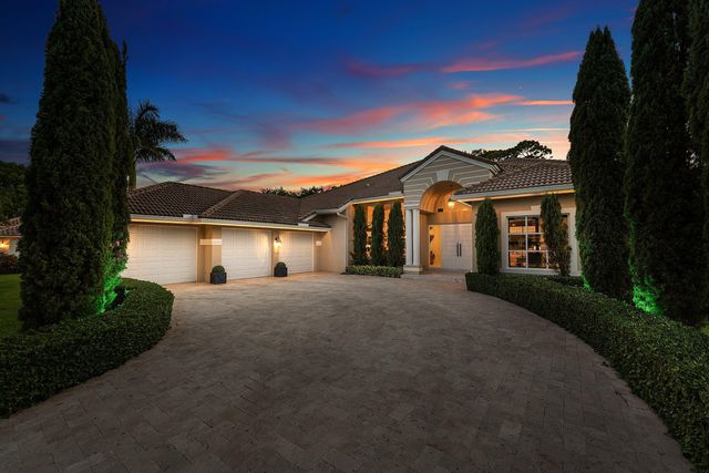 1697 Mayacoo Lakes Boulevard, West Palm Beach, FL 33411