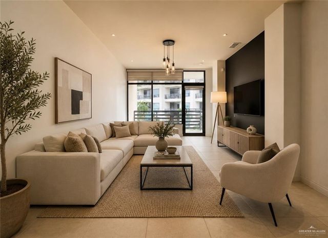 813 Travis Street 213, Mission, TX 78572