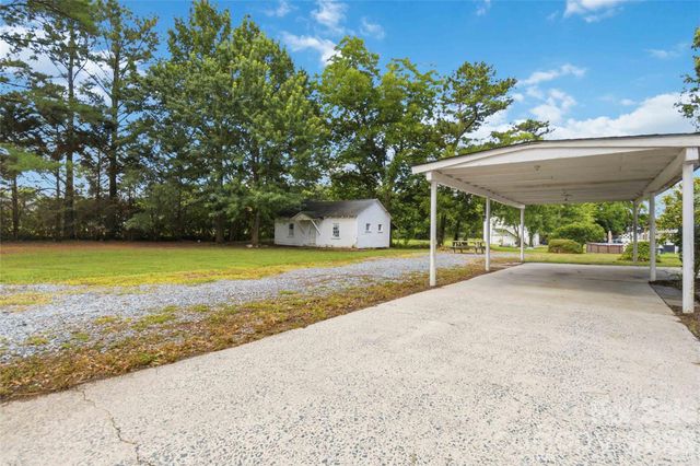201 W Elm Street, Wingate, NC 28174
