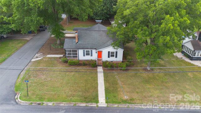 201 W Elm Street, Wingate, NC 28174
